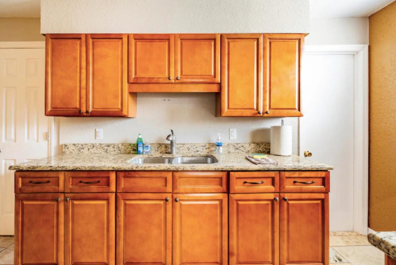 3-Bed Bungalow Walk To Historic Downtown Sanford Bagian luar foto