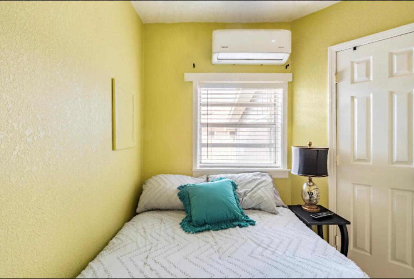 3-Bed Bungalow Walk To Historic Downtown Sanford Bagian luar foto