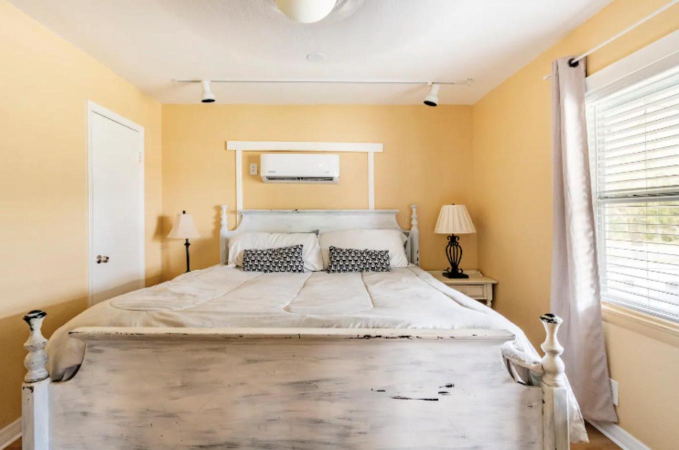 3-Bed Bungalow Walk To Historic Downtown Sanford Bagian luar foto