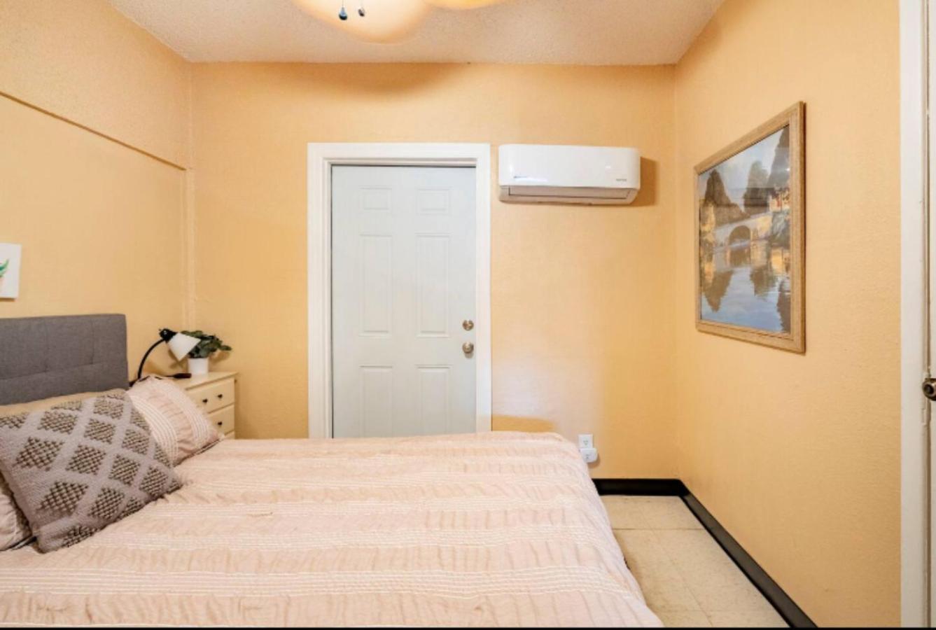 3-Bed Bungalow Walk To Historic Downtown Sanford Bagian luar foto